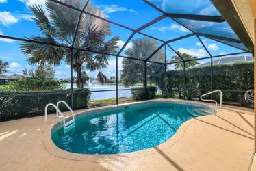 13060 Lake Meadow Dr