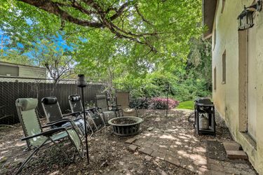 1400 Green Valley Cir