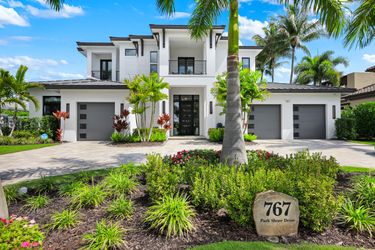 767 Park Shore Dr