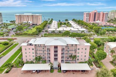 980 Huron Ct #404