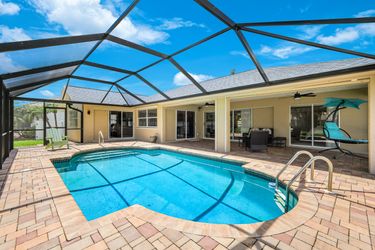 2838 SW 50th Terrace