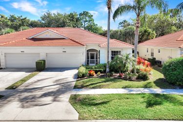 7488 Berkshire Pines Dr