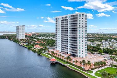 12601 Mastique Beach Blvd