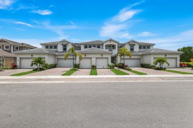 4563 Arboretum Cir