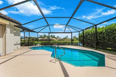 11726 Night Heron Dr