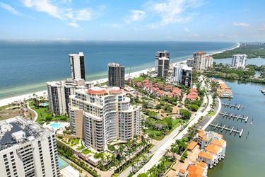 4501 Gulf Shore Blvd N