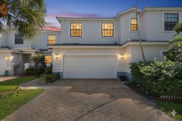 15239 Summit Pl Cir