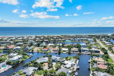 915 Pecten Ct
