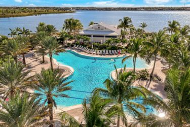 11811 Venetian Lagoon Dr