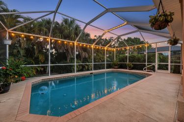 8596 Southwind Bay Cir