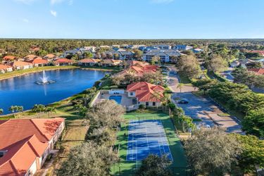 7850 Sanctuary Cir