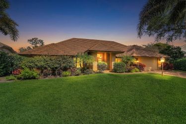 811 Pitch Apple Ln