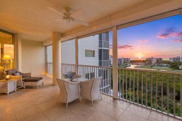 315 Dunes Blvd