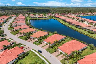 1427 Oceania Dr