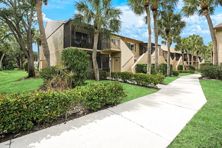 4240 Jack Frost Ct