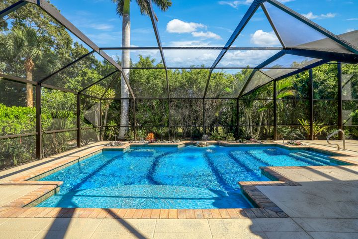 146 Muirfield Cir
