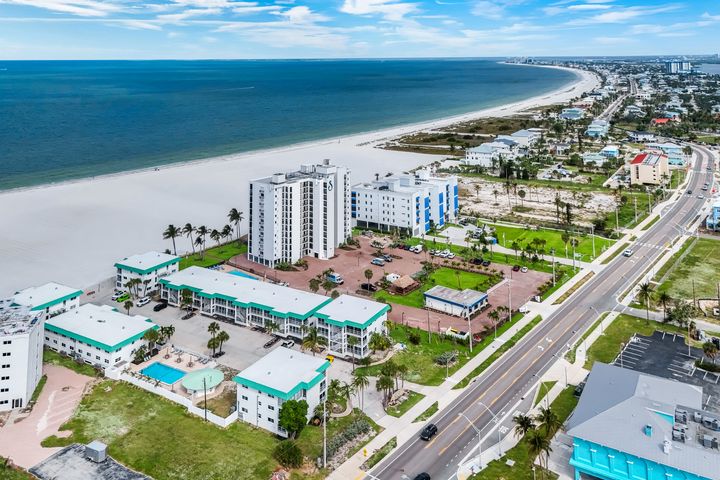 6500 Estero Blvd