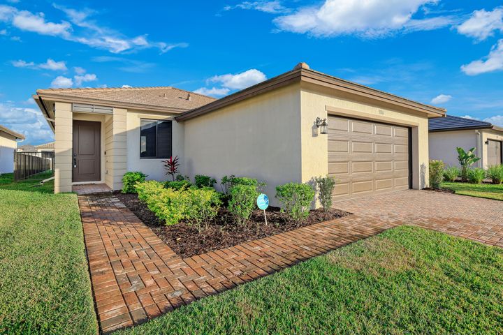 5116 Isidora Ln