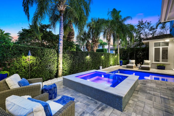 2106 Modena Ct