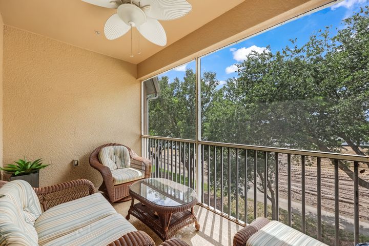 2720 Cypress Trace Cir
