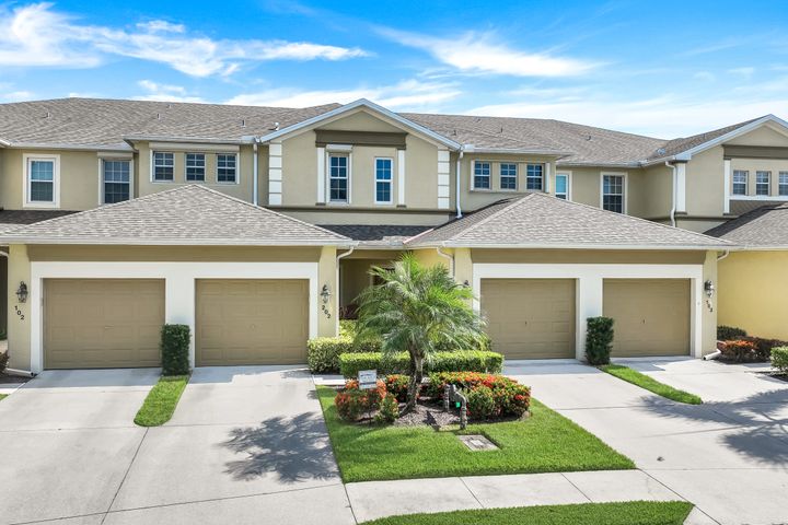 14712 Calusa Palms Dr