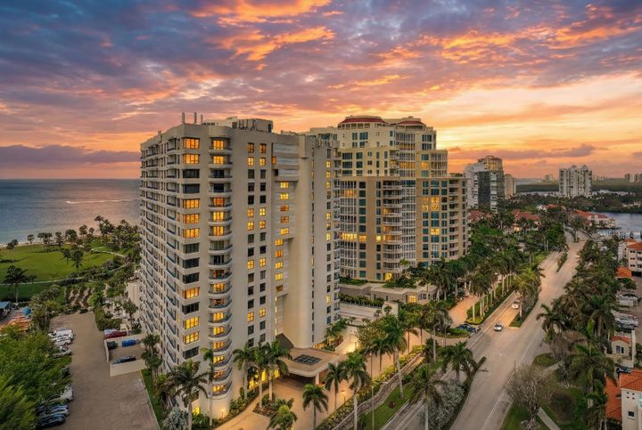 4451 Gulf Shore Blvd N