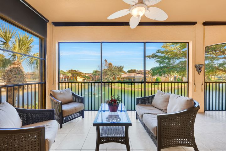 8517 Via Garibaldi Cir