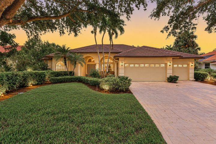 3490 Wild Indigo Ln