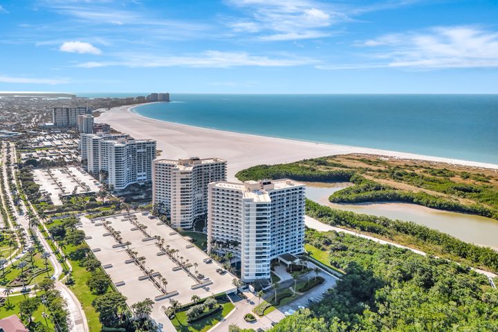 440 Seaview Ct #908