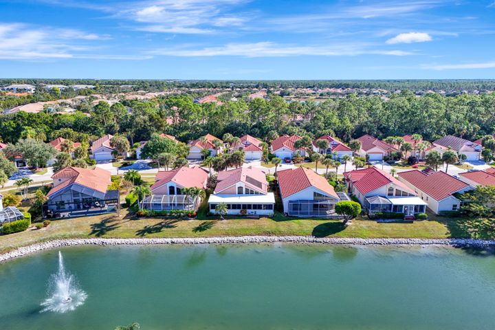 159 Lady Palm Dr