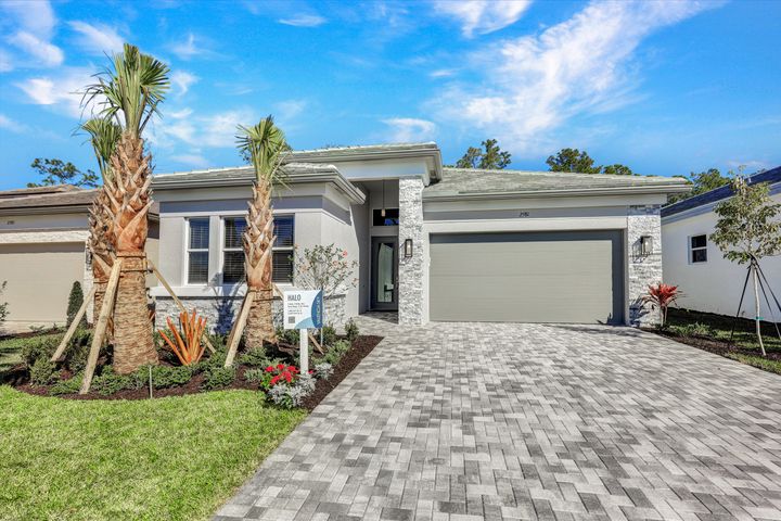 2581 Kingfisher Dr