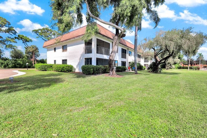 13647 McGregor Village Dr