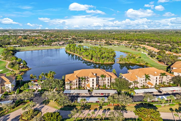 4650 Turnberry Lake Dr