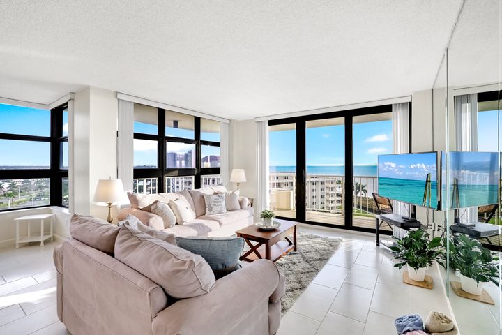260 Seaview Ct