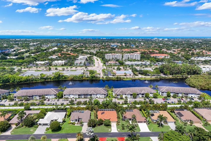 28476 Del Lago Way