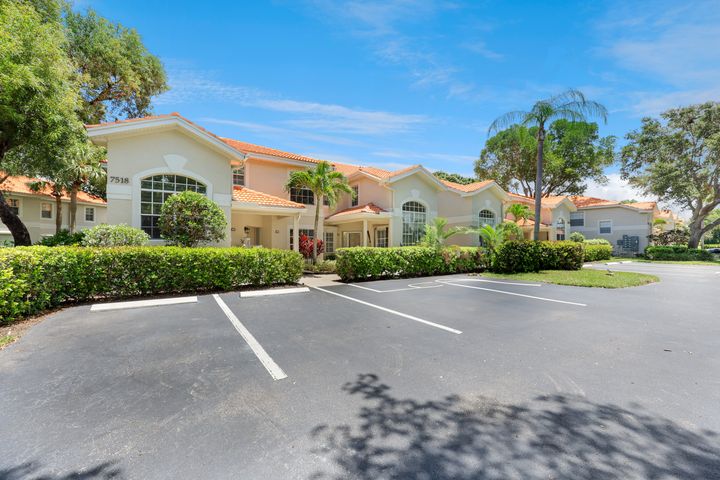 7518 Silver Trumpet Ln #201