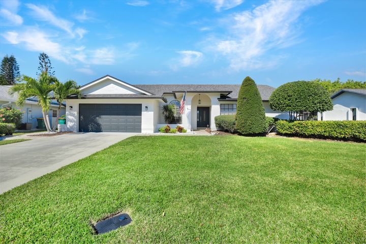 10631 Regent Cir