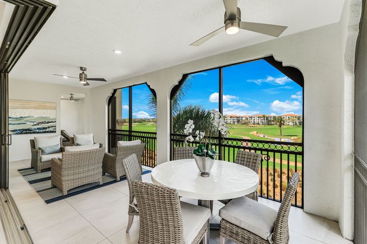 16347 Viansa Wy