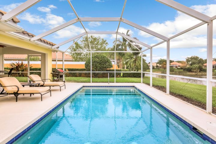 28245 Islet Trail