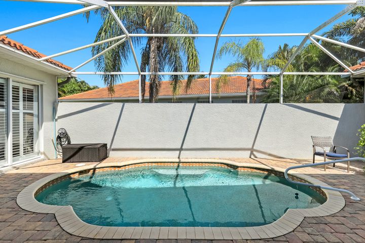 3232 Sundance Cir