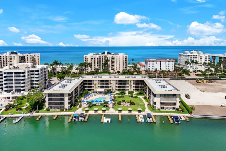 3200 Gulf Shore Blvd N