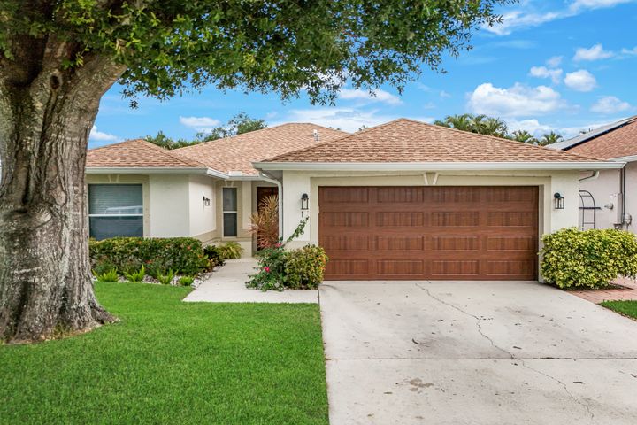 156 Stanhope Cir