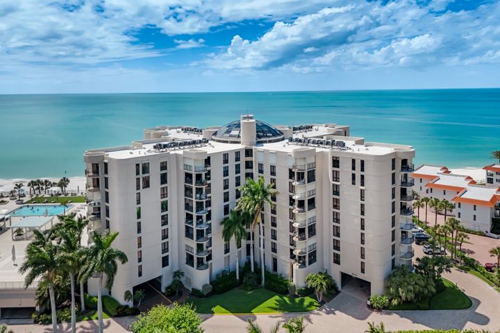 3215 Gulf Shore Blvd N