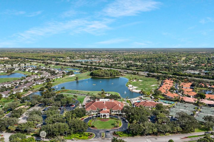5963 Sand Wedge Ln