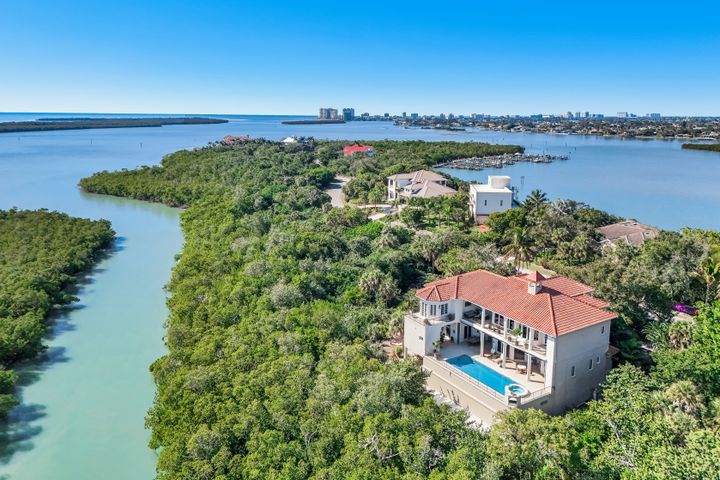 1230 Blue Hill Creek Dr