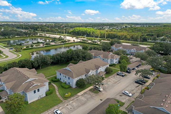 14895 Pleasant Bay Ln