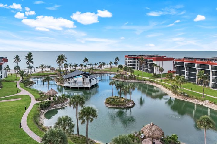 2445 W Gulf Dr
