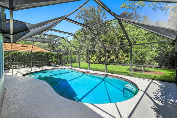 547 Cormorant Cove