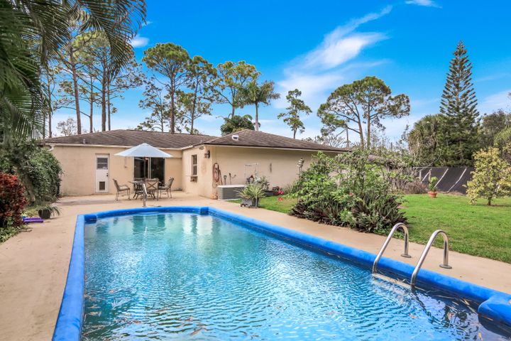 17740 Sabal Palm Dr