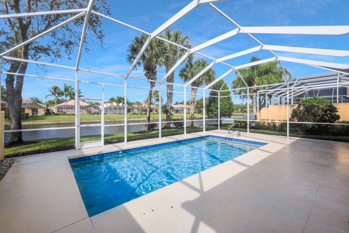 28348 Nautica Ln